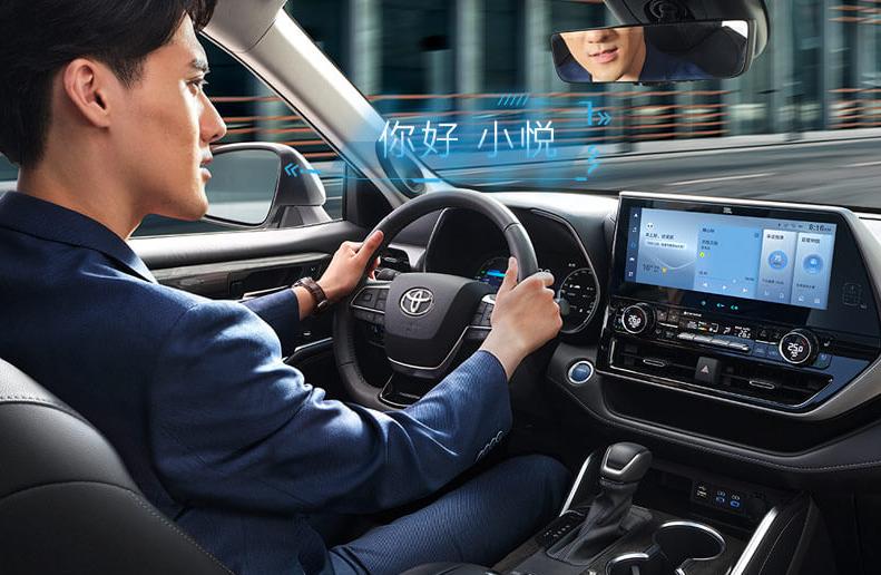 14年2.7七座汉兰达值不值得购买,15万公里的汉兰达值得买吗