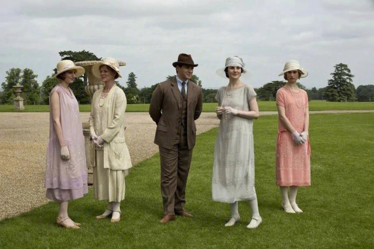 唐顿庄园manners,《唐顿庄园》讲解