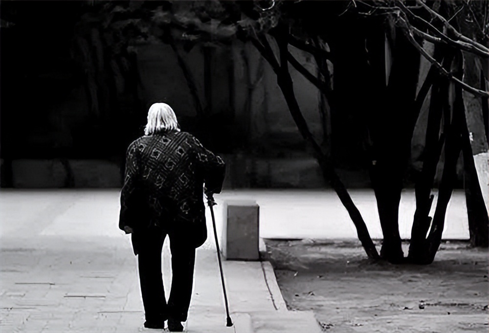 男子花16万买二手车后续,北京男子16年前买的房子