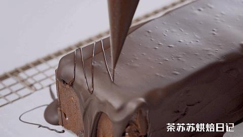 女王款蛋糕个性简单,女王自己做主的蛋糕应该怎样做