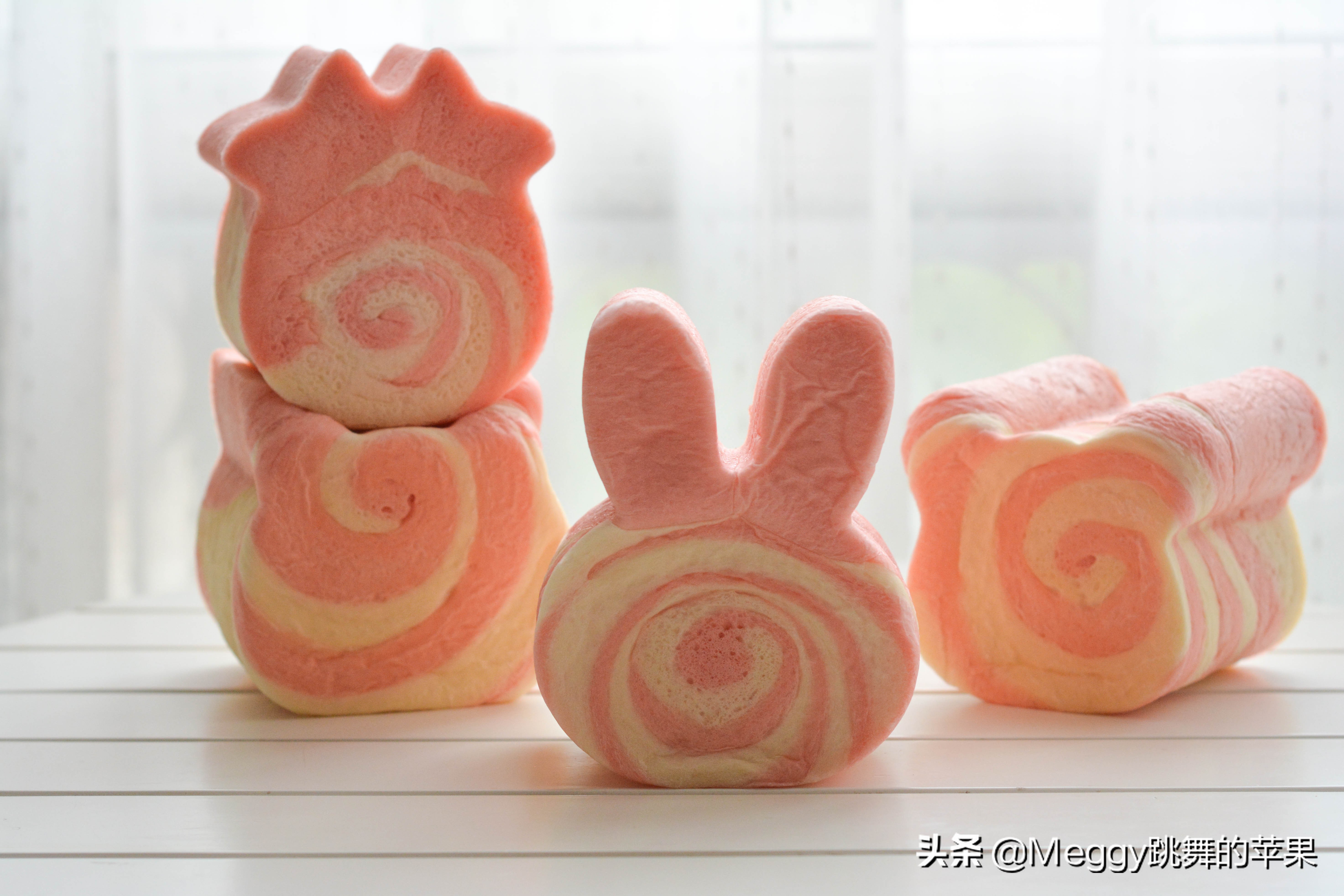 4款有颜有料又好吃的夹心面包,超好吃的紫米夹心炼乳面包推荐