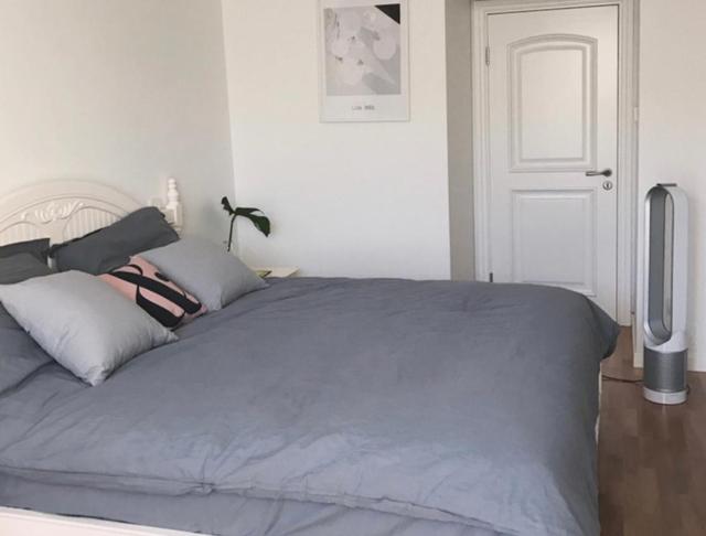 她拒绝断舍离，入住三年依旧把家收拾得井井有条，堪称教科书收纳