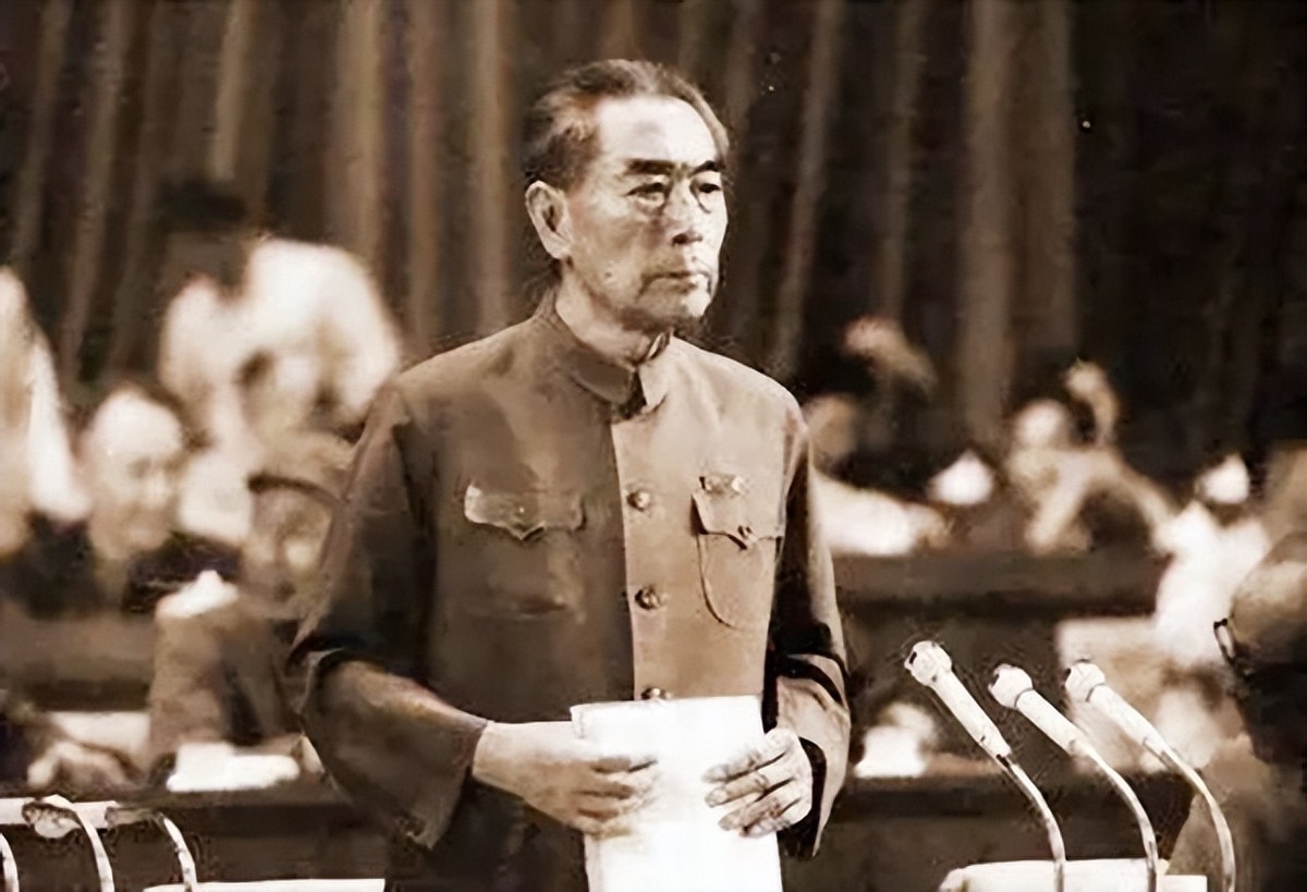 1973年，周恩来第3次视察大寨，感慨：我老了，不会有希望再来了