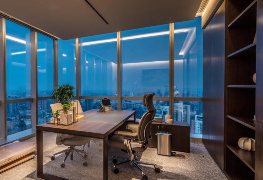 如何布置沉稳大气办公室,办公室怎么布置才能吸引人