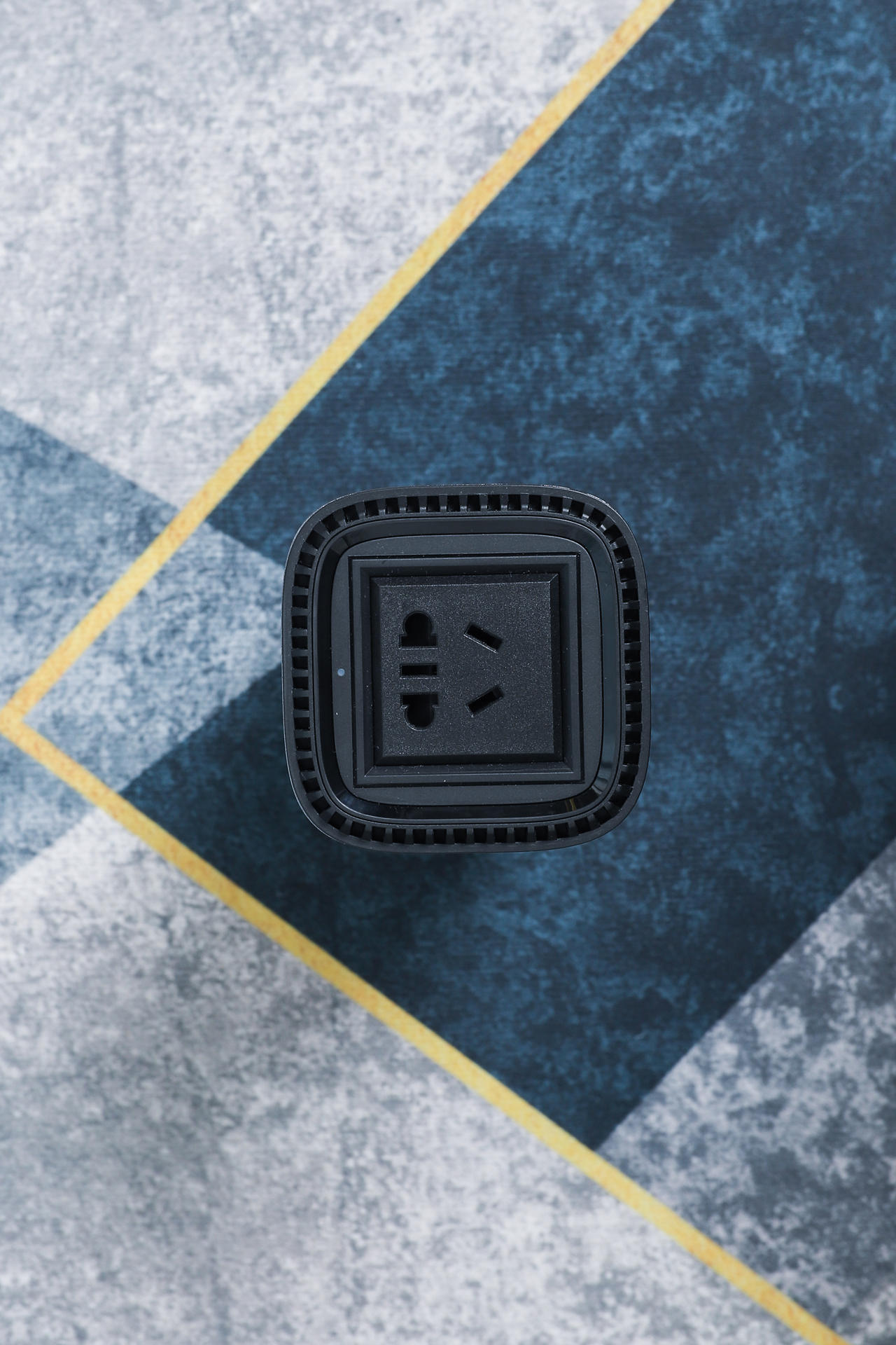 笔记本快充100wpd充电器,户外移动电源大容量65w快充