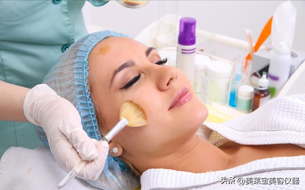 毛孔为什么变粗大有毛,毛孔被挤出白条毛孔粗大怎么改善