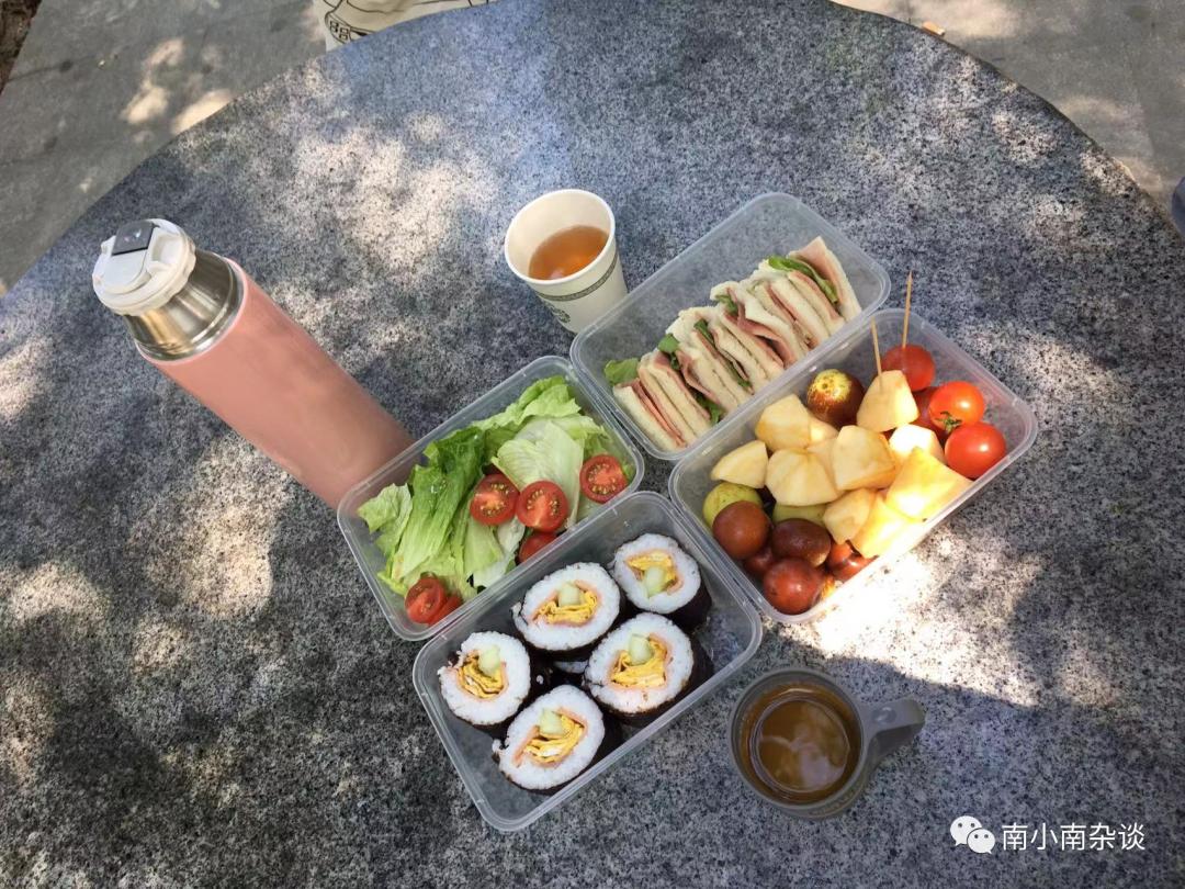 成年人的生活仪式感都是自己给的,生活需要仪式感矫情一下又老一岁