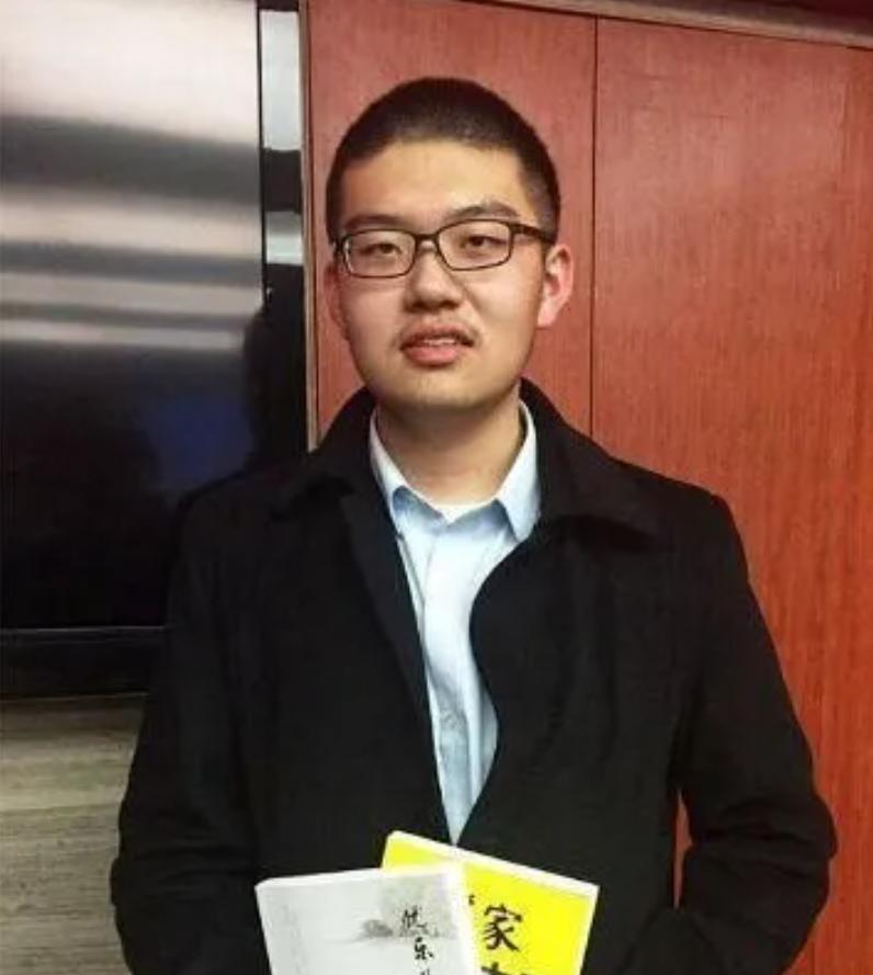 重庆17岁天才少年跳楼,17岁天才少年自尽后续