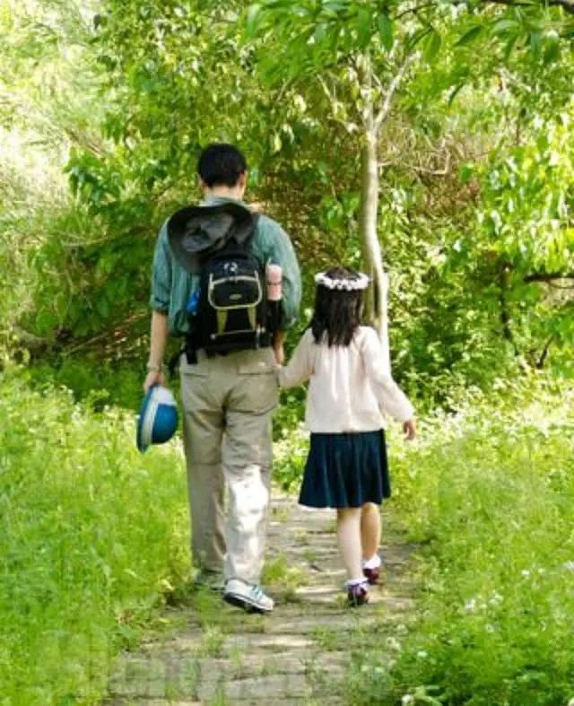 赞美父爱最经典的诗词,父爱如山感人的诗句