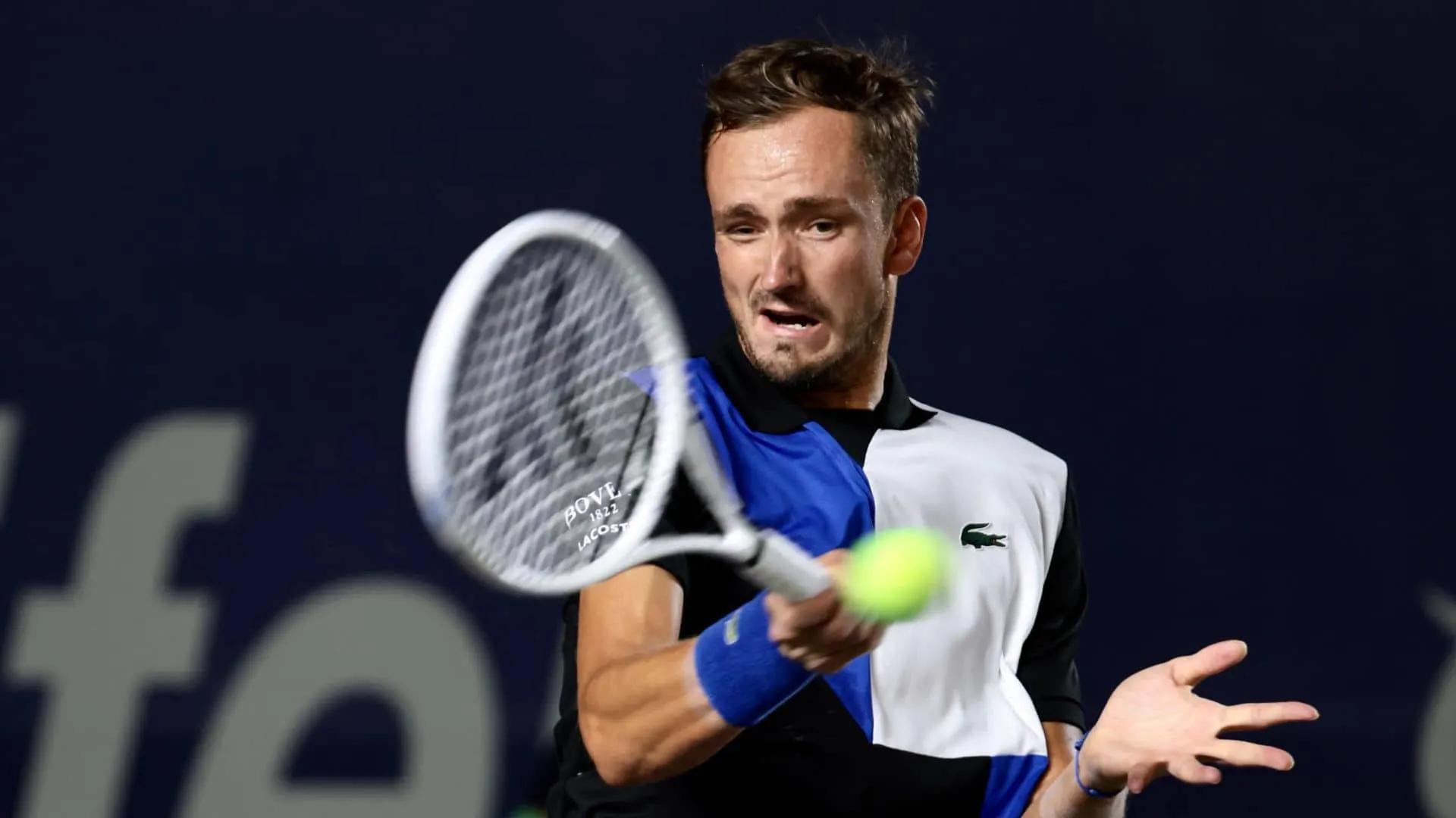 梅德韦杰夫的世界第一位置还能保持多久？纳达尔或是他的终结者