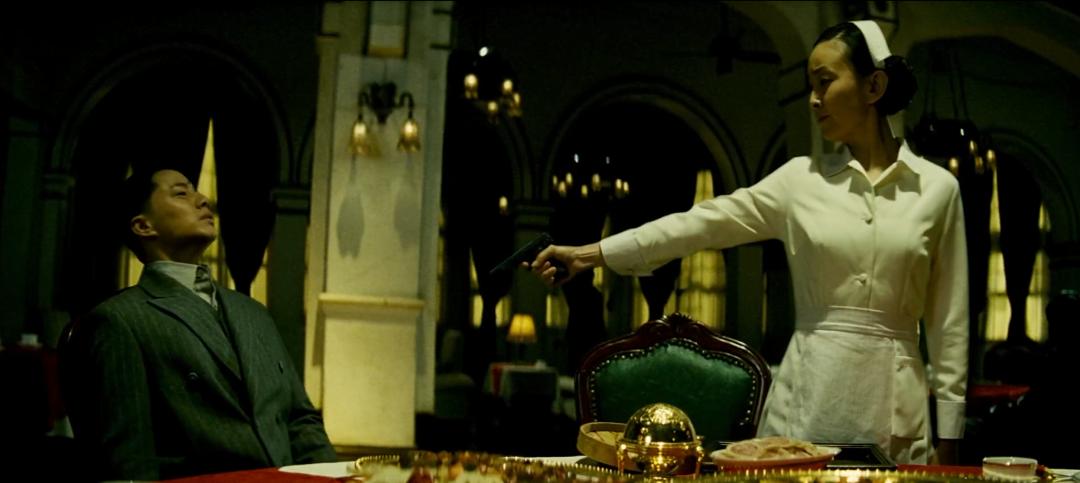 电影风声为何与原著差别那么大,电影风声中的细节