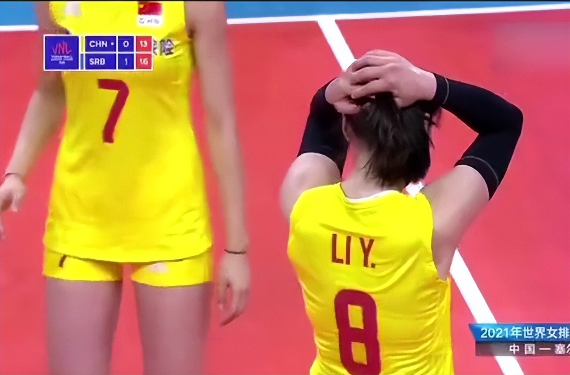 排球连续5次爆头搞笑视频,中国女排夺冠爆笑名场面