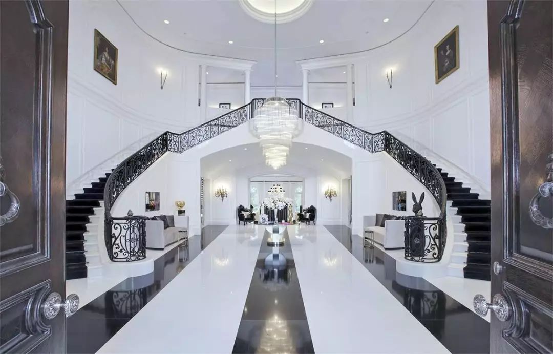 c罗现在的豪华别墅,c罗豪宅豪车纪录片