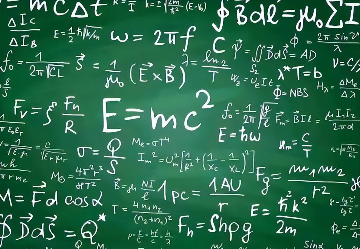 张雪峰谈传媒专业的就业前景,张雪峰老师推荐十大最有前途专业