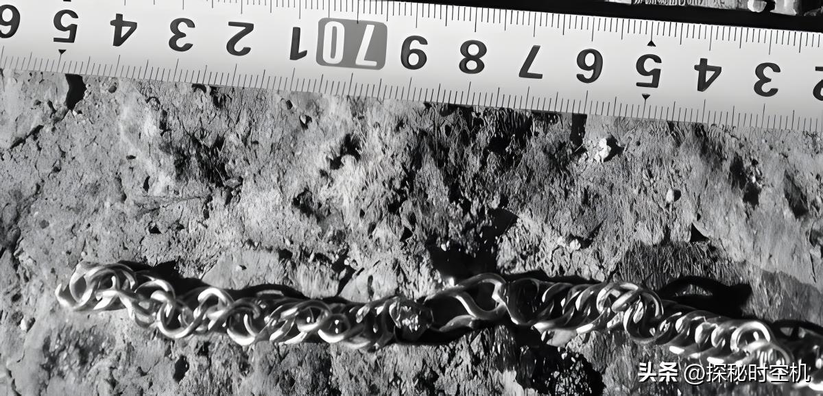 尘封迷案少女惨死乡间小路,天网尘封谜案少女惨死山间小路