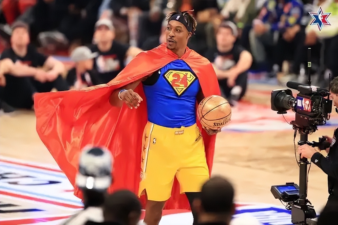 库里詹姆斯入选最佳阵容,美媒评现役球星分级詹皇独一档