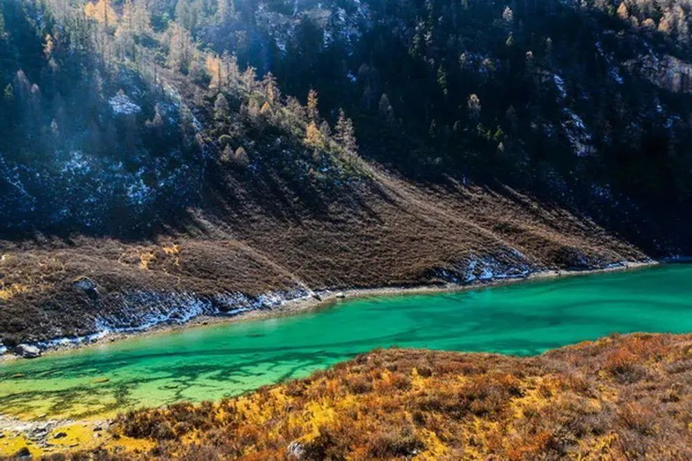 松潘秘境：野性与静谧共存的七藏沟