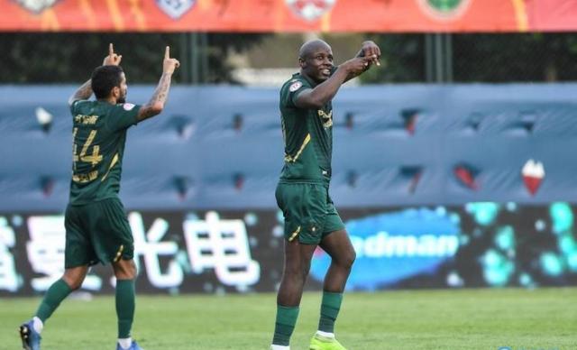 走下神坛铁帅李章洙,李章洙下一任教练国安