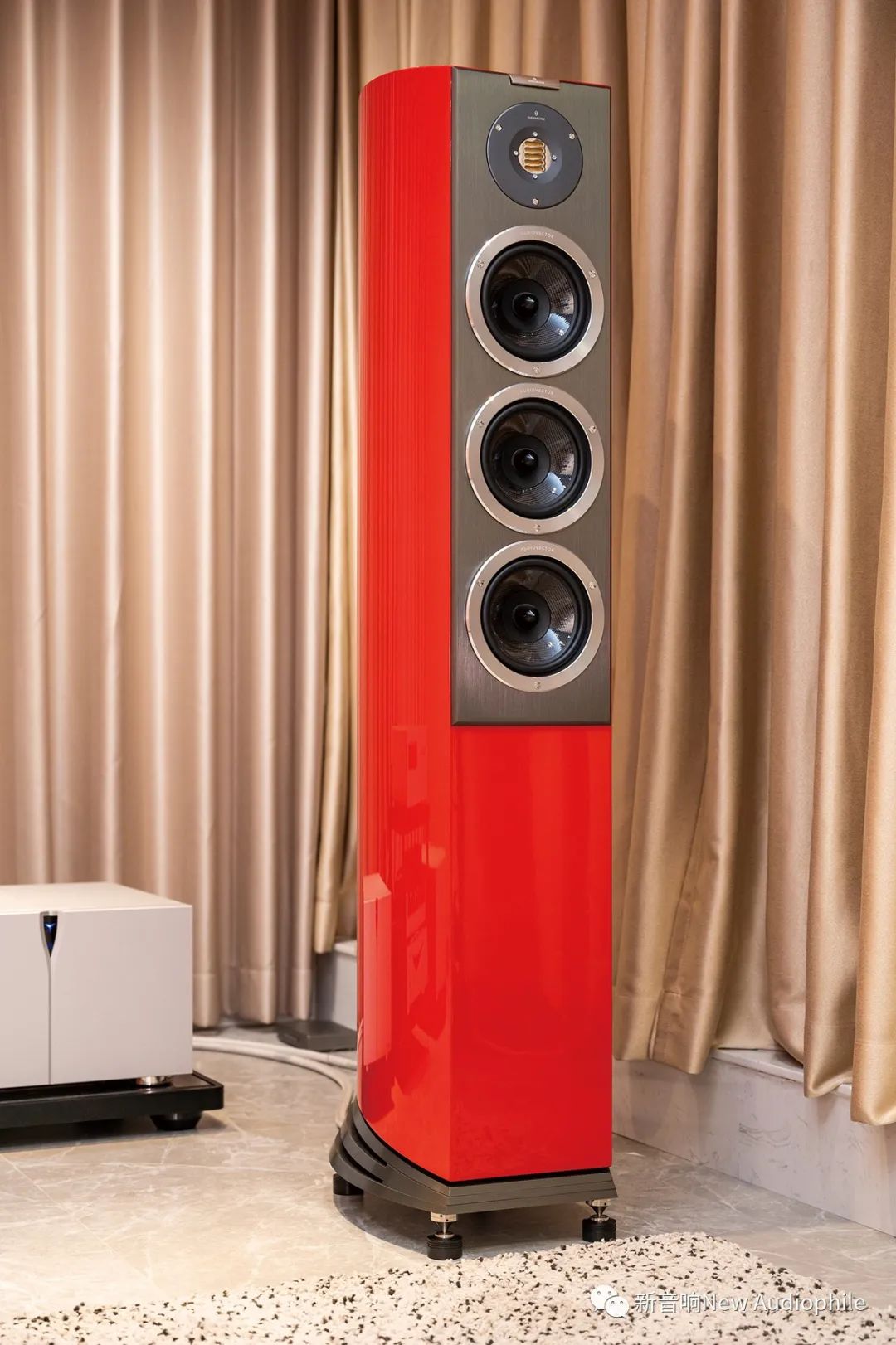 意大利歌匠AudiaFlighStrumento旗舰前后级