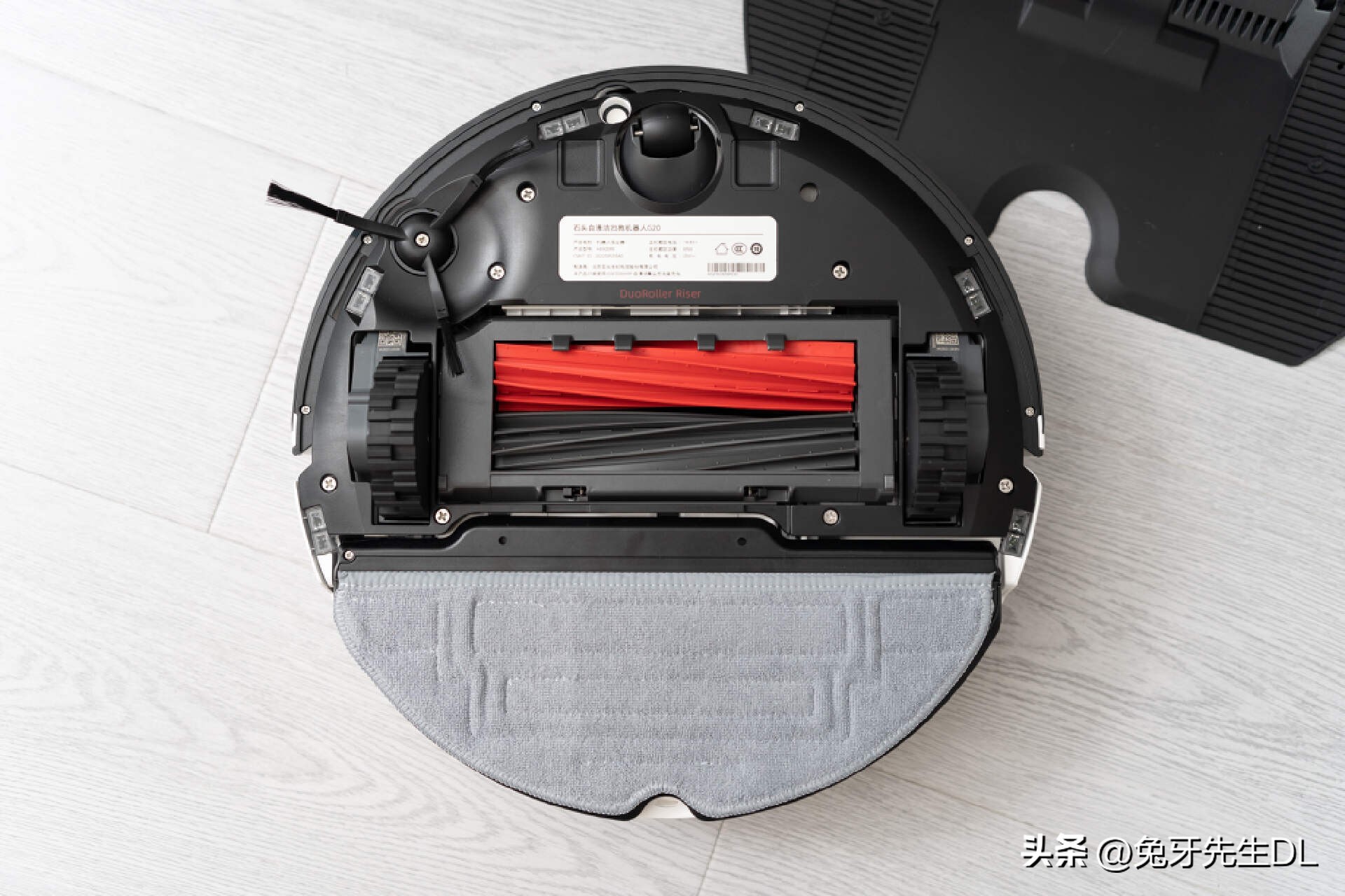 让家里劳动者解放双手，拥有这些实用的小家电将大幅提高生活品质