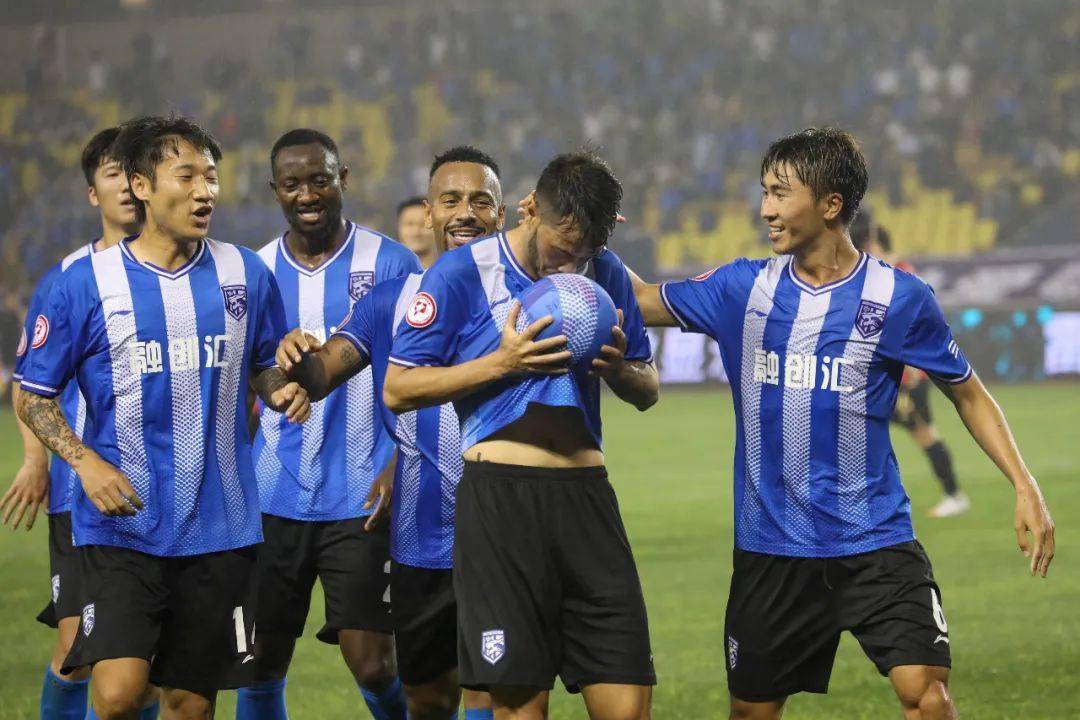 中超山东泰山2-1武汉三镇,武汉三镇胜山东泰山夺冠