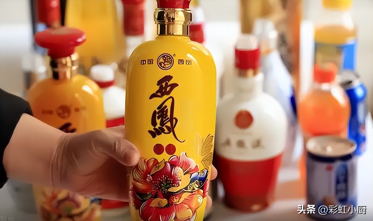 西凤酒和老西凤的差别,西凤酒海窖龄和西凤酒有什么差别