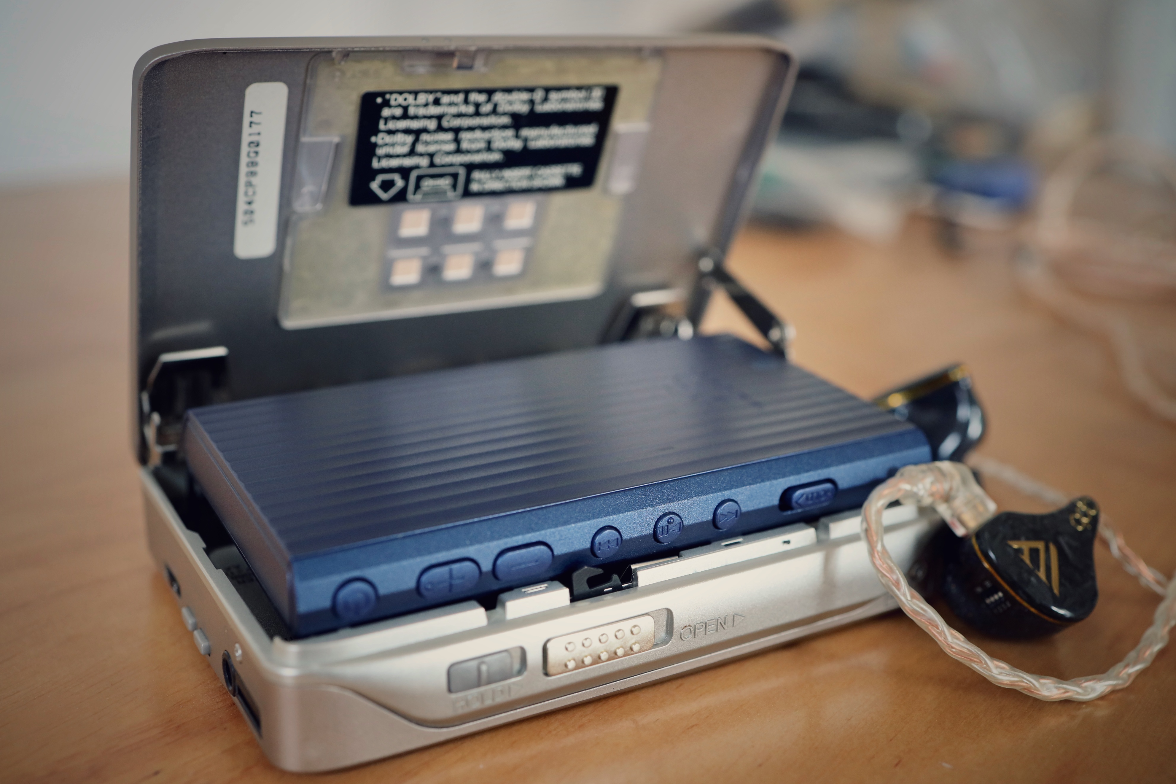 索尼手机便宜的一款,索尼最便宜的真4k