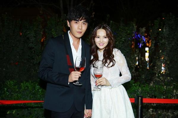 秦昊反矫情达人伊能静,秦昊反差萌伊能静