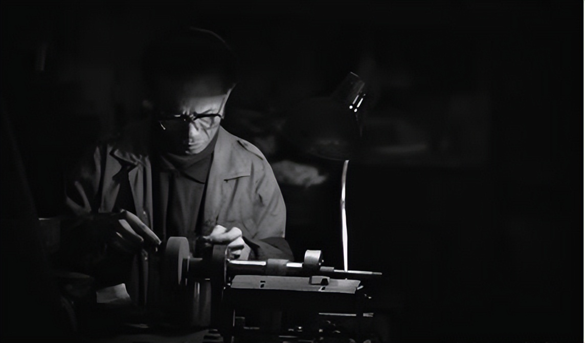 纳资代役与和雇制度，工匠身份提高的具体证明