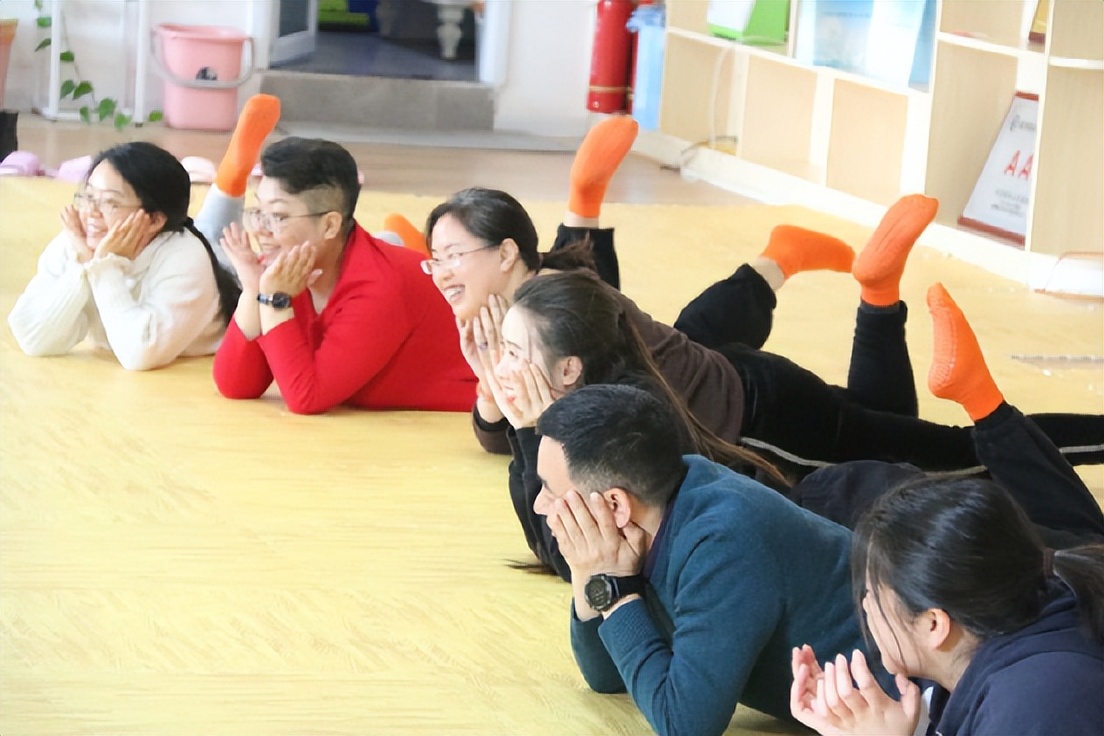 「大理长沙」国家舞动大师Zvika派索Pesso戏剧舞动治疗工作坊