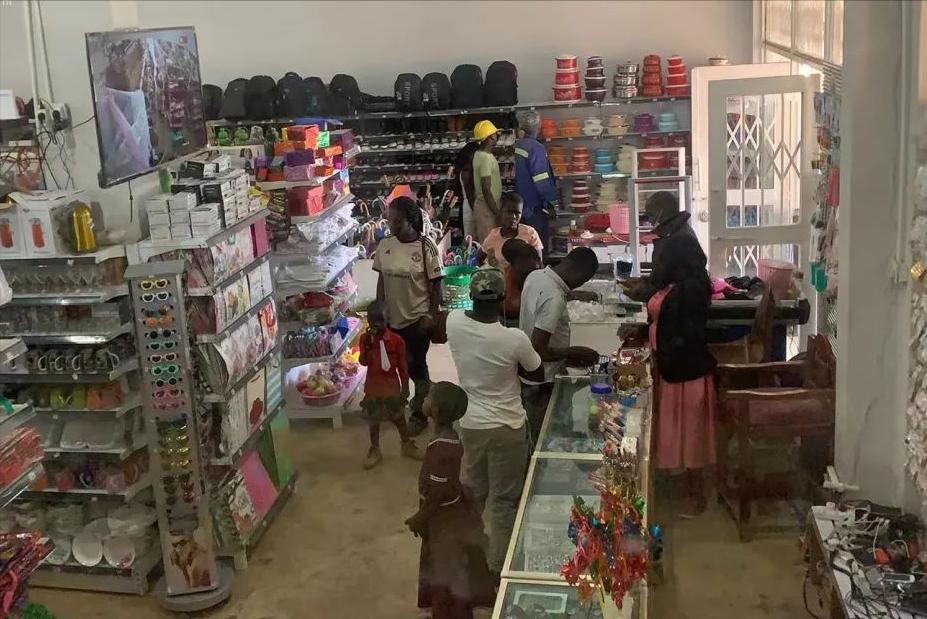 21岁莆田女人在非洲创业,15年孩子家人分隔两地,想回国却不容易