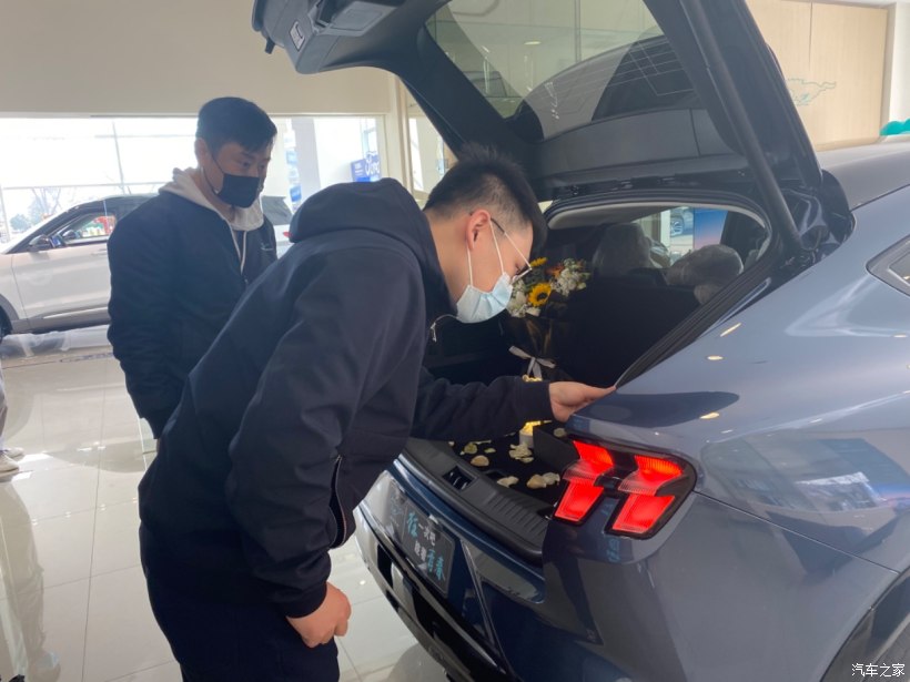 mustangmache车主的真实感受,mustangmach-e提车交付