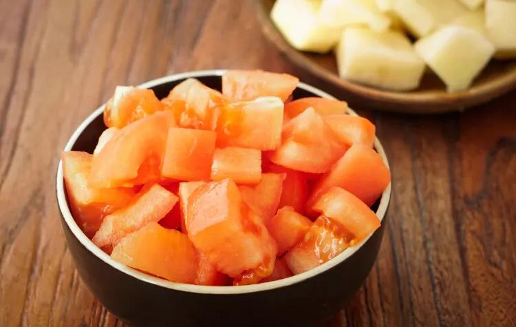 中老年人每天吃多少高蛋白合适,老人多食高蛋白食物好吗