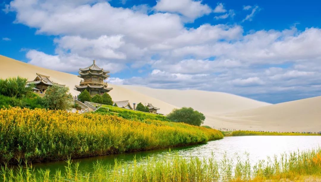 李煜菩萨蛮花明月暗笼轻雾,李白李煜最经典的十首词