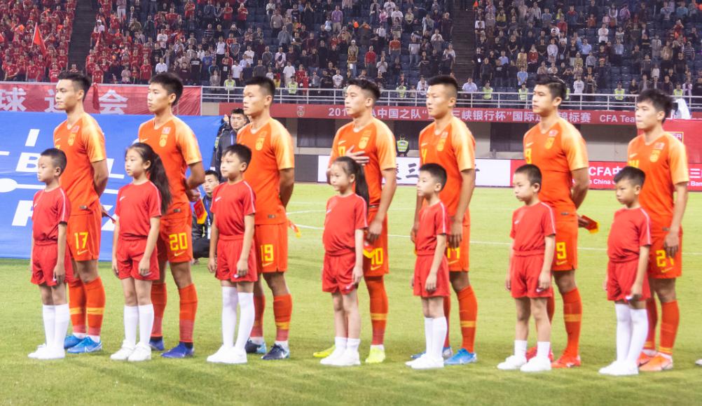 97鍥借冻鍥涘皬澶╅箙,97鍥借冻涓诲姏