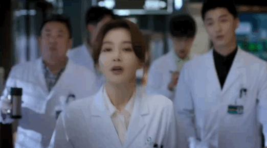 袁泉演的好看的剧有哪些,袁泉和赵丽颖混剪