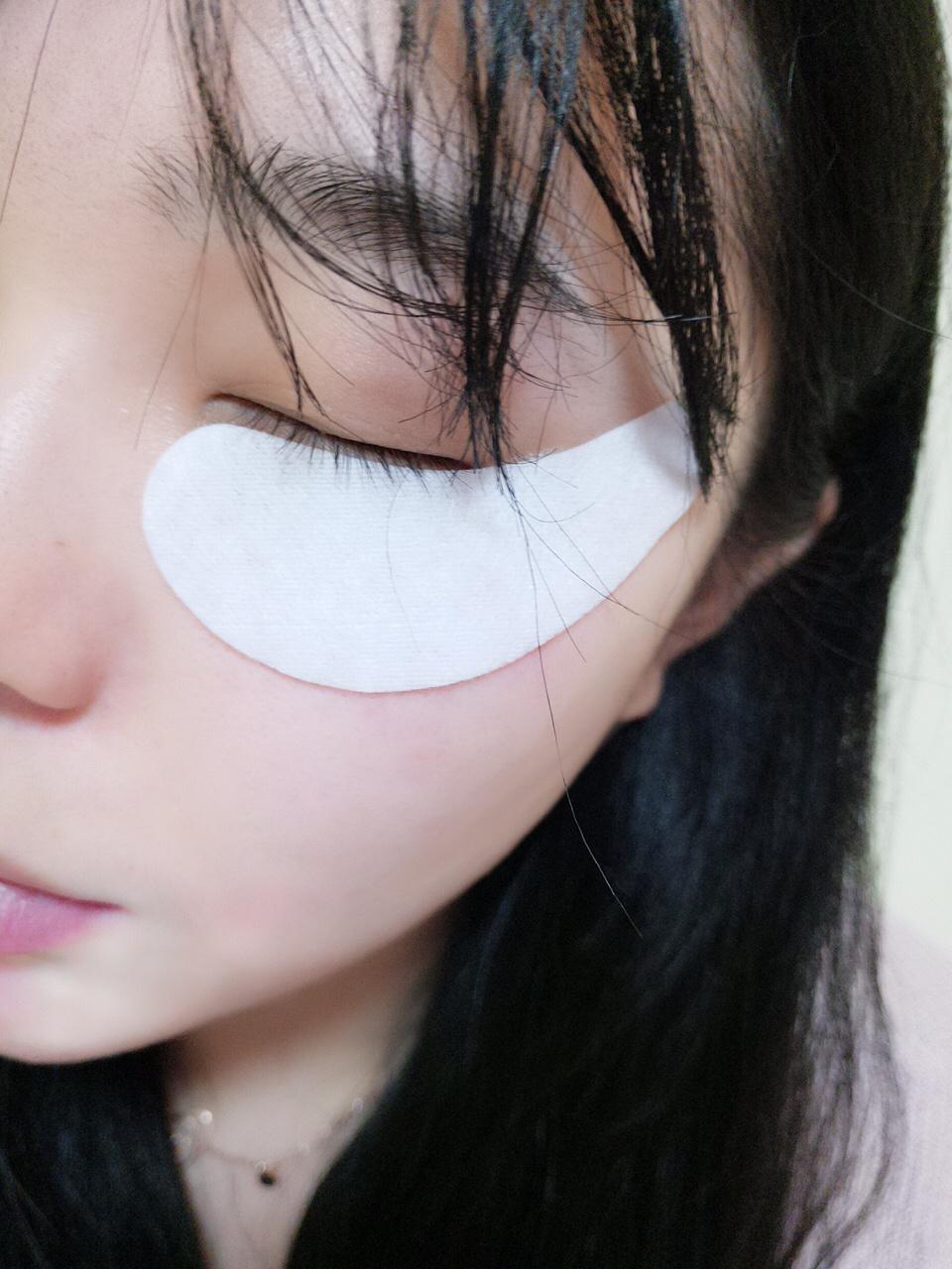 30+的女人用什么眼霜,抹眼霜都拯救不了眼纹