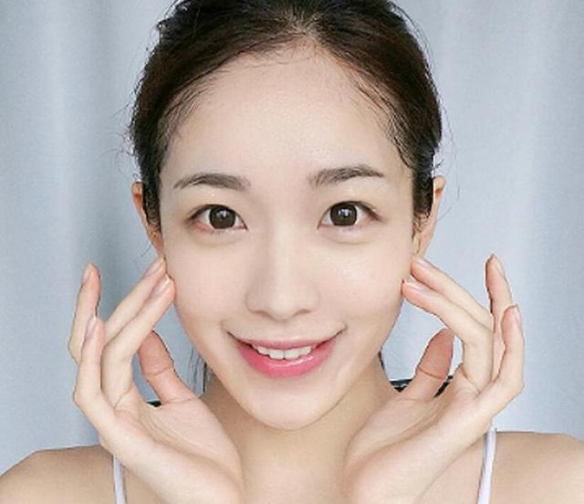 最实用的6个洗脸方法,韩国的424洗脸法