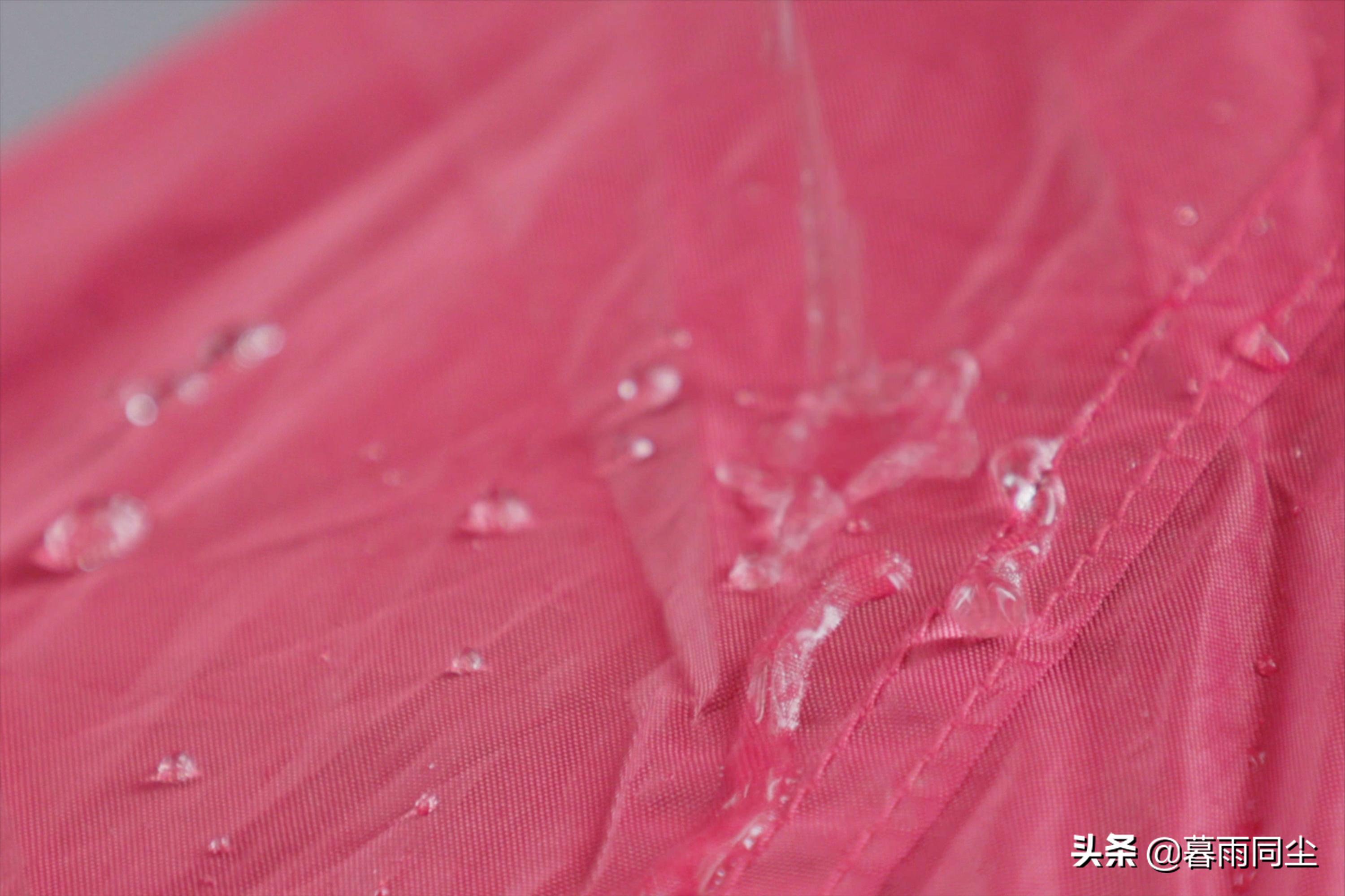 野外遇到暴雨应对方法,户外下雨技巧