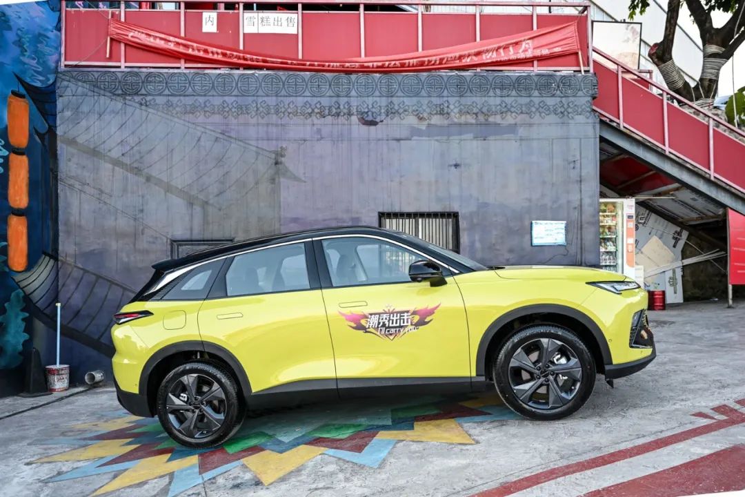 鸿蒙车机+1.5T魔核发动机，北京汽车魔方仅10.29万元起开启预售