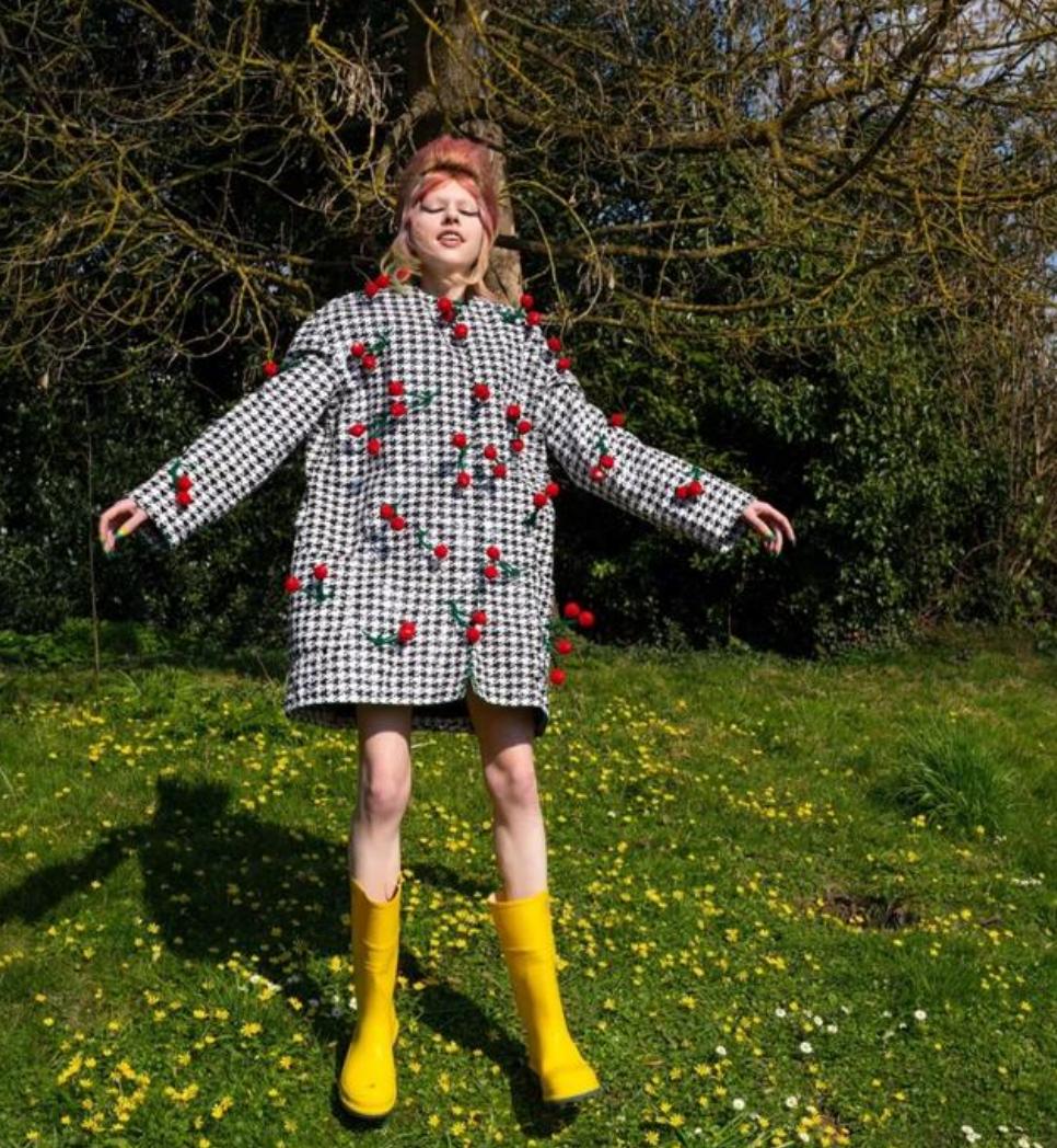 全网吐槽的“死亡芭比粉”，为什么会逆袭成年度流行色||解X