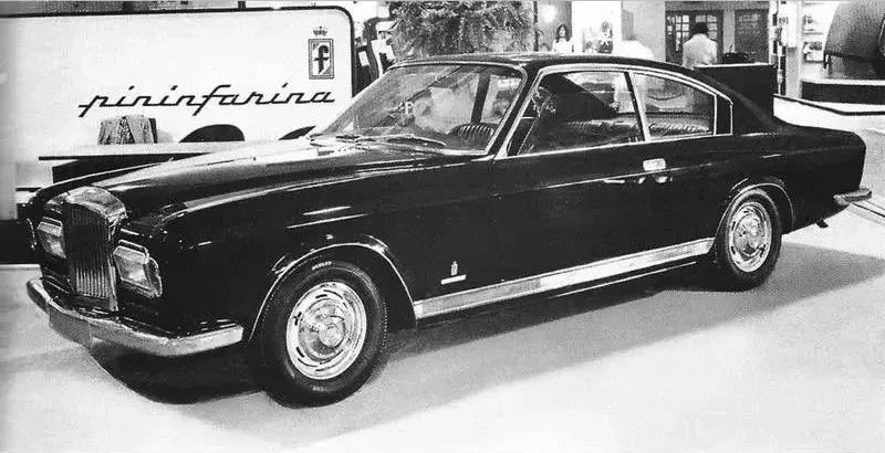 未来车灯效果,未来的车灯