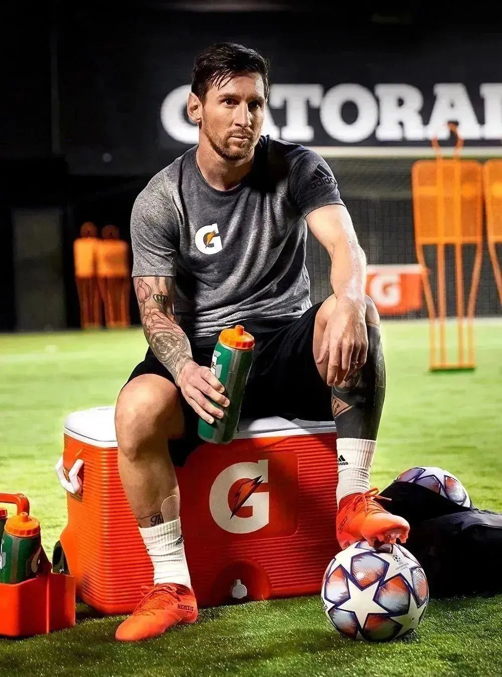 梅西为你的青春留下了什么?传奇有多完美?