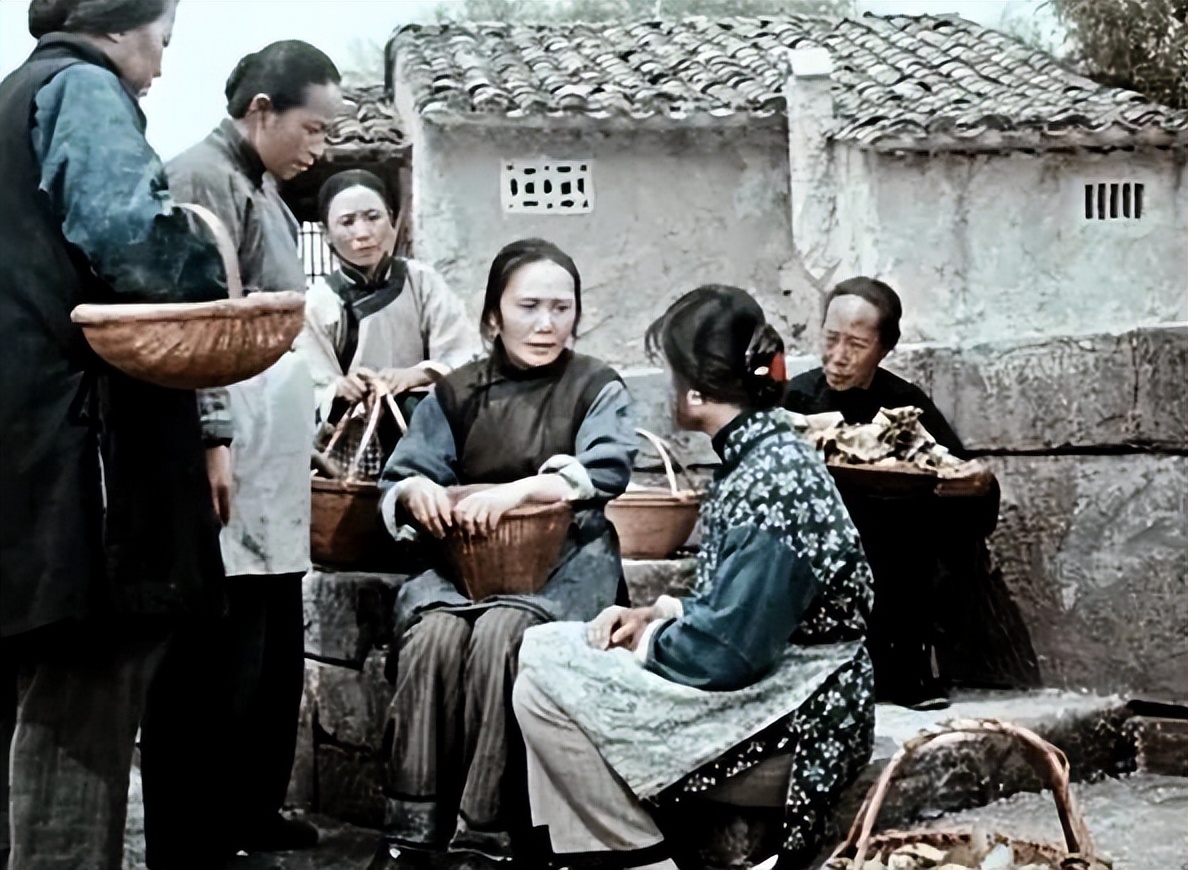 祥林嫂老是唠叨哪些话,祥林嫂一样的唠叨是病了吗