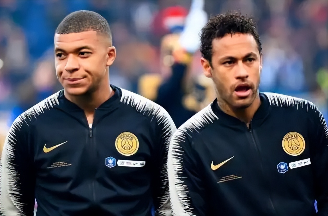 内马尔最新转会纪录,转会费2400万