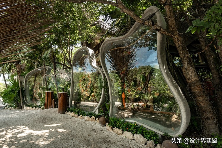 #设计鉴赏#——从展示橱窗到开放空间：商店展示柜的不同设计策略