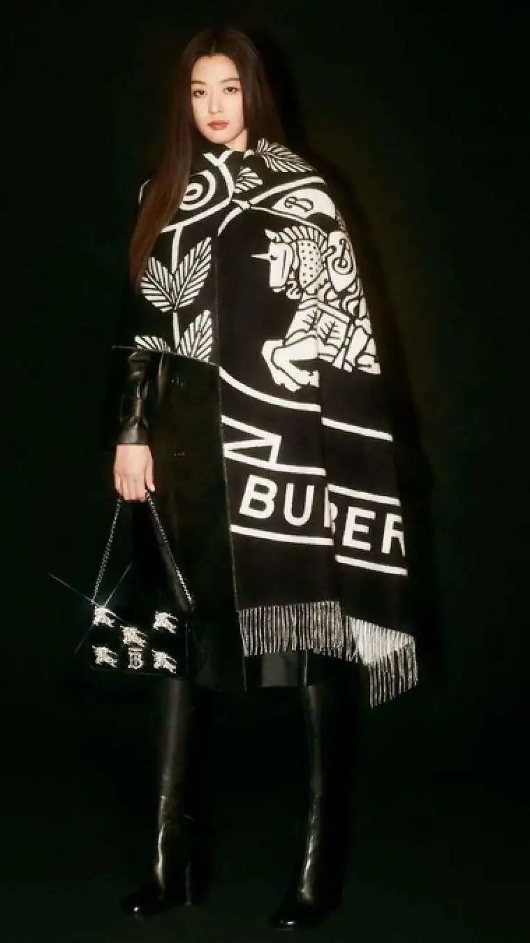 千颂伊现在多少岁了,38岁千颂伊近况