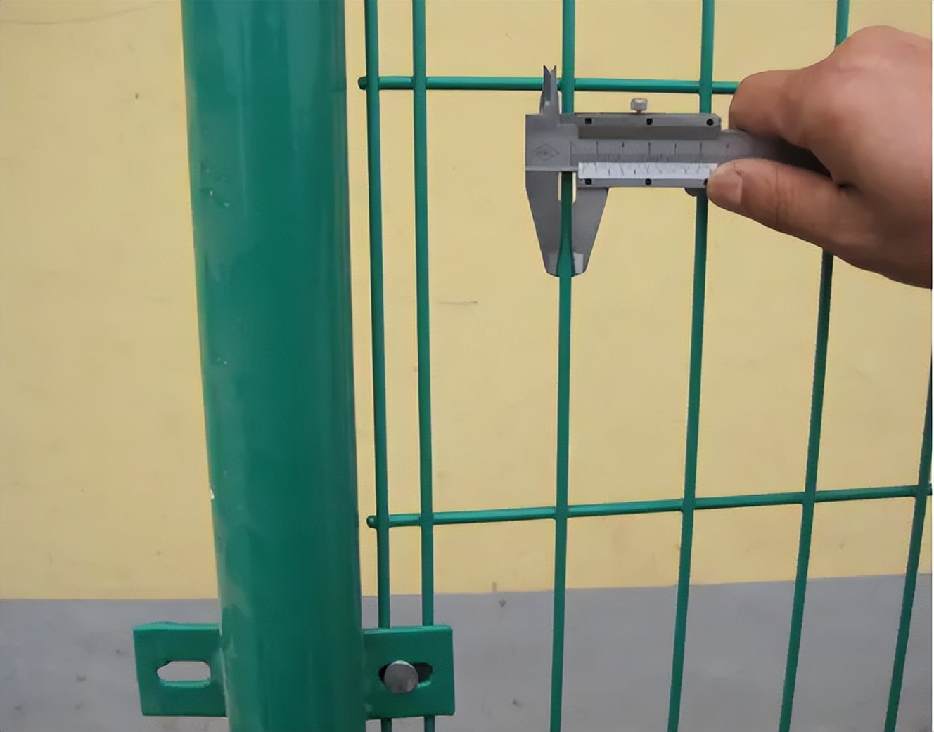 散养鸡网围栏厂家,散养鸡场网围栏价格