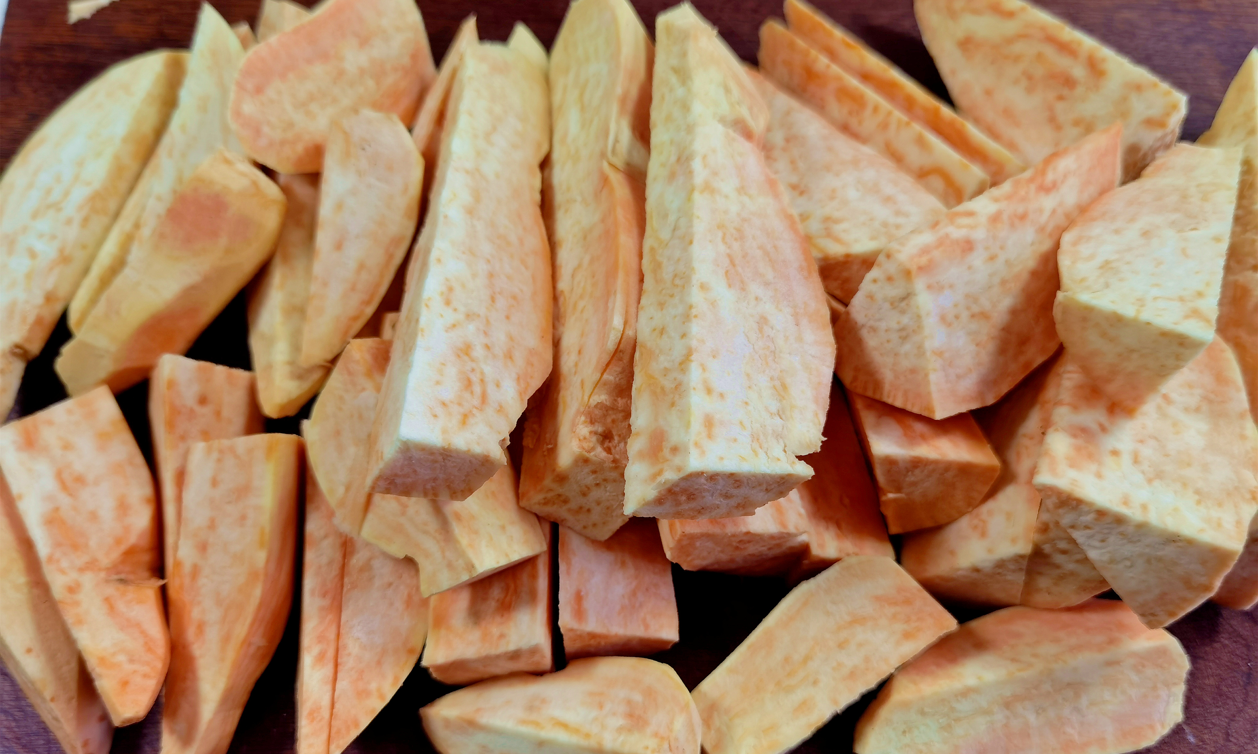 红薯干怎么晒好吃又软糯,怎么样做红薯干好吃又简单窍门