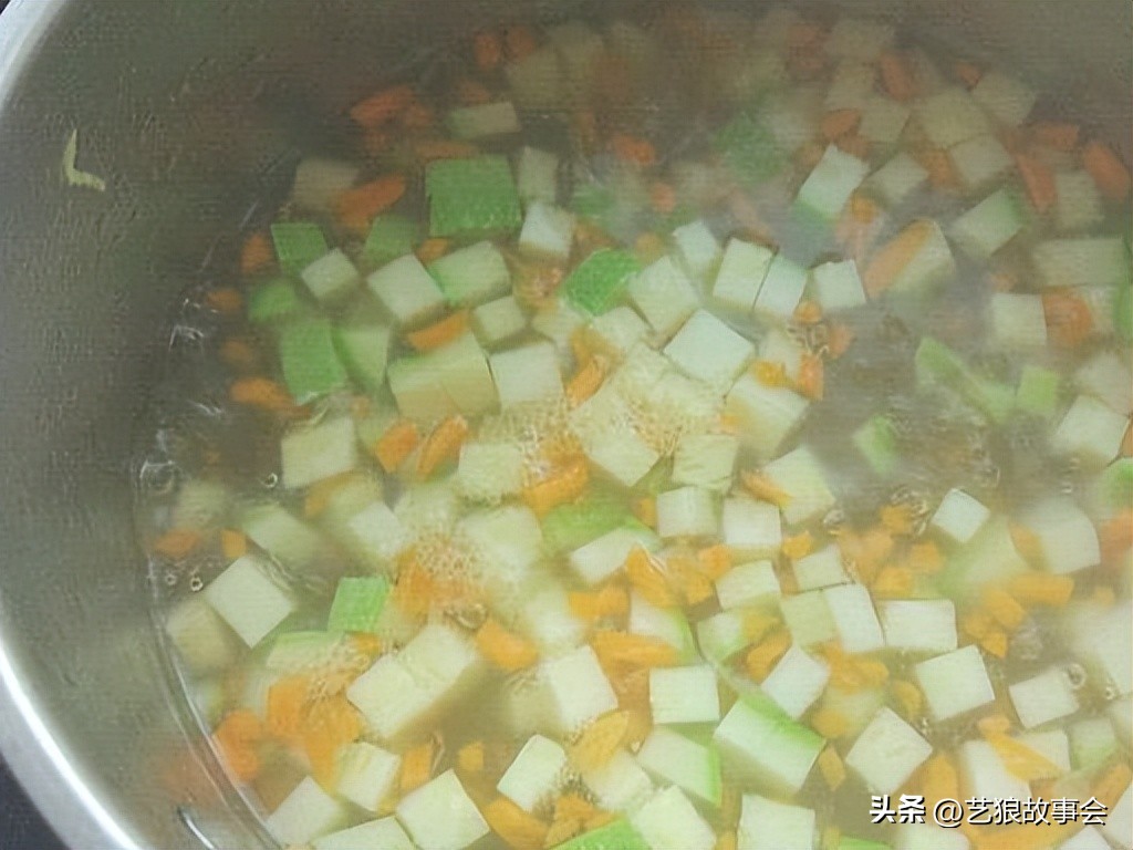 疙瘩汤的疙瘩怎么弄得均匀又小,手把手教你做疙瘩汤